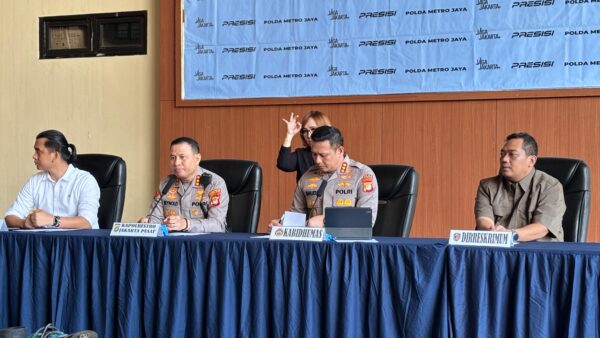 Dirreskrimum Polda Metro Jaya Kombes Pol Imam Imanuddin dalam rilis perkara Percetakan Mau Print di Polres Metro Jakarta Pusat, Jumat, 26 Juni 2026.