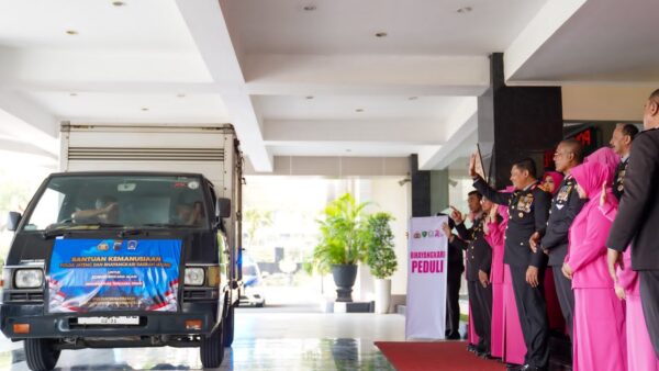 Polda Jateng Kirim 10 Truk Bantuan dan Tim Medis untuk Korban Gempa NTT
