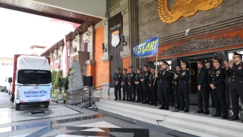 Polda Bali Kirim 5 Truk Bantuan untuk Korban Bencana Alam di NTT