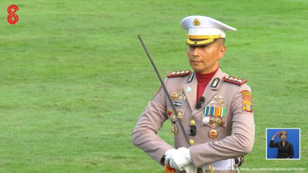 Presiden Puji Tertibnya Upacara Penurunan Bendera, Danup Diminta Langsung Menghadap